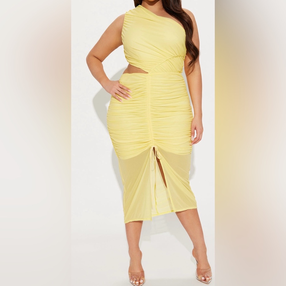 Fashion Nova One-Shoulder Ruched Sexy Cutout Midi Dress in Yellow